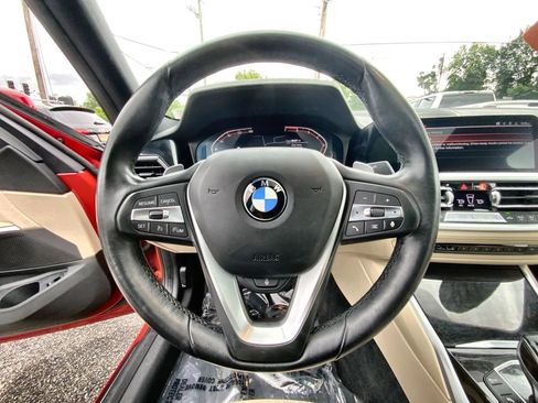 Used 2019 BMW 330i xDrive Sedan w/ Convenience Package AWD/4WD image 11