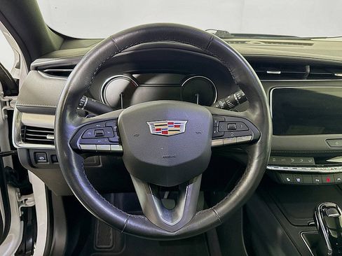Used 2020 Cadillac XT4 Premium Luxury AWD/4WD image 12