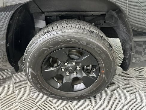 Used 2025 RAM 1500 Tradesman w/ Night Edition RWD image 19