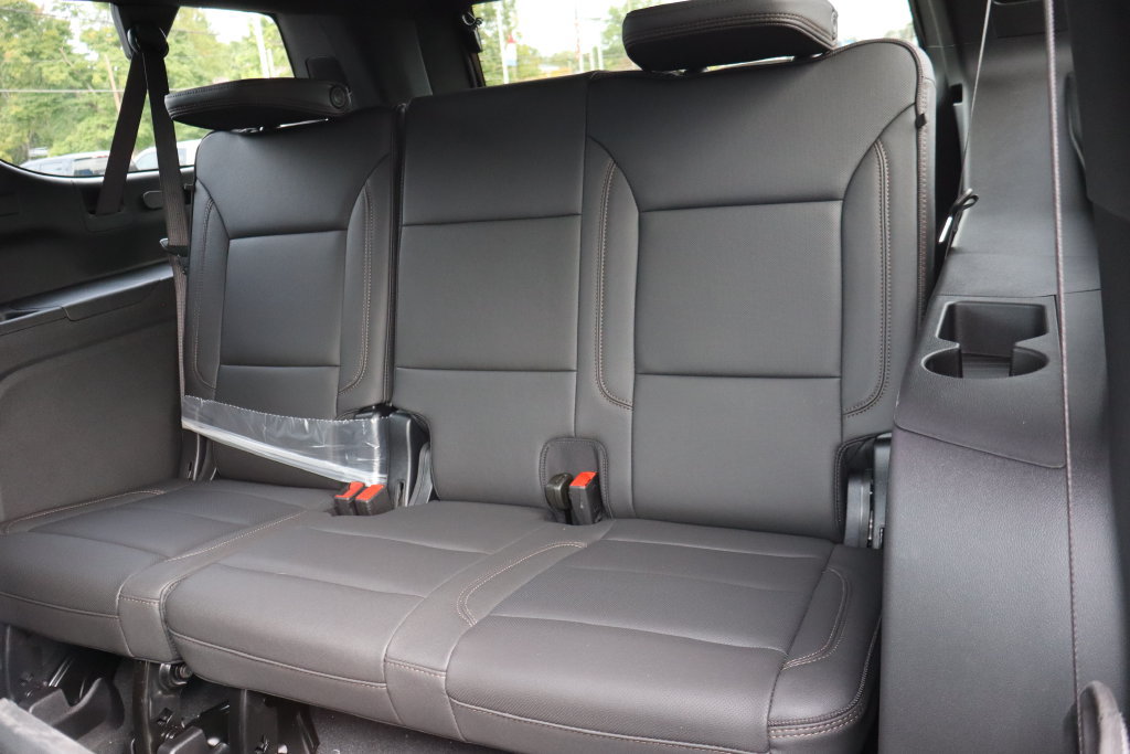 New 2027 Chevrolet Suburban High Country AWD/4WD image 24