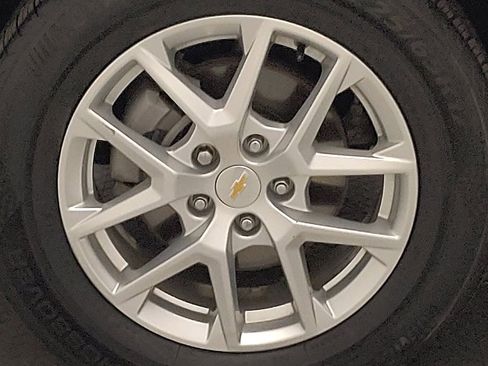 Used 2024 Chevrolet Equinox LS w/ LS Convenience Package image 31