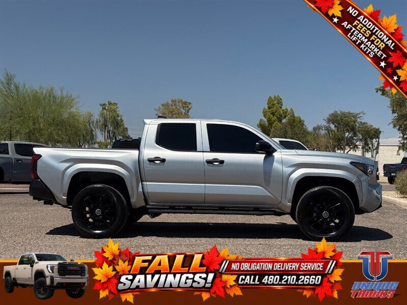 Used 2024 Toyota Tacoma SR AWD/4WD image 4