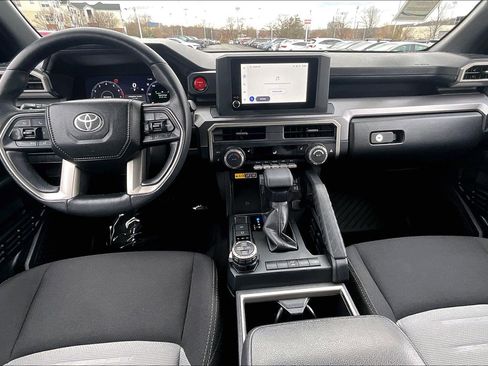 Used 2025 Toyota 4Runner TRD Off-Road image 14