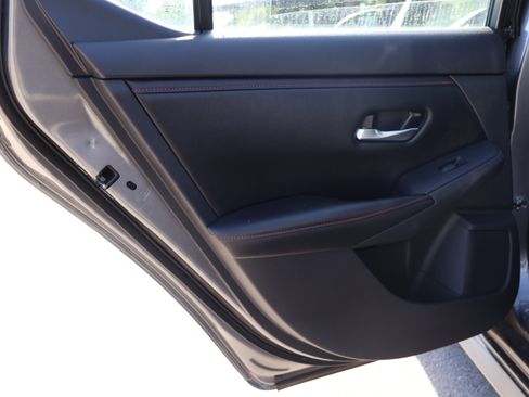 Used 2024 Nissan Sentra SR FWD image 18