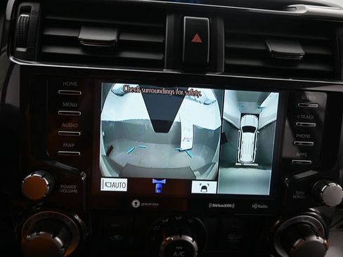 Used 2022 Toyota 4Runner TRD Off-Road Premium image 29