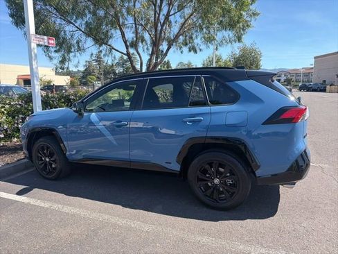 Used 2024 Toyota RAV4 XSE w/ Advanced Technology Package image 19