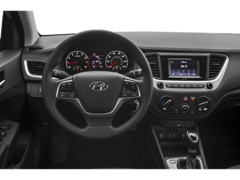 Used 2021 Hyundai Accent SE FWD image 7