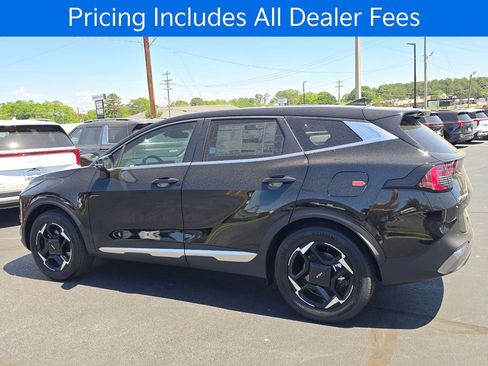 New 2026 Kia Sportage EX FWD image 5