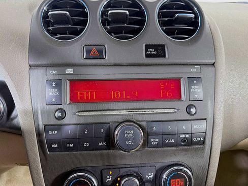 Used 2011 Nissan Altima 2.5 S w/ Convenience Pkg FWD image 10