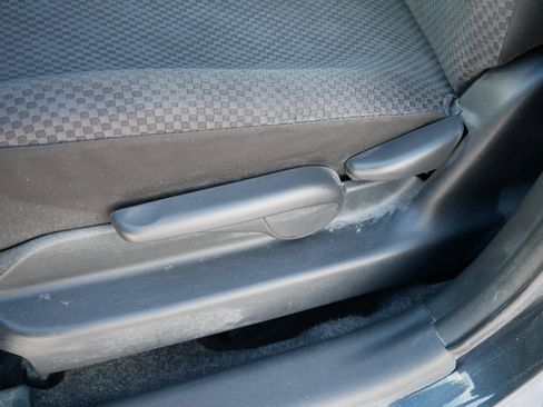 Used 2008 Toyota Yaris Sedan image 18