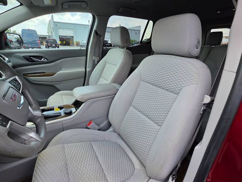 Used 2018 GMC Acadia SLE w/ Driver Alert Package I FWD image 10