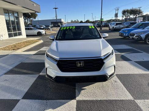 Used 2024 Honda CR-V EX image 2