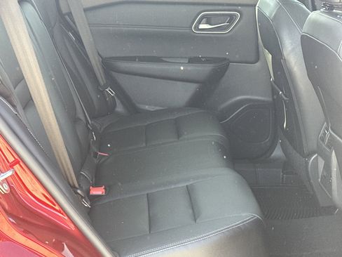 Used 2021 Nissan Rogue SL image 15