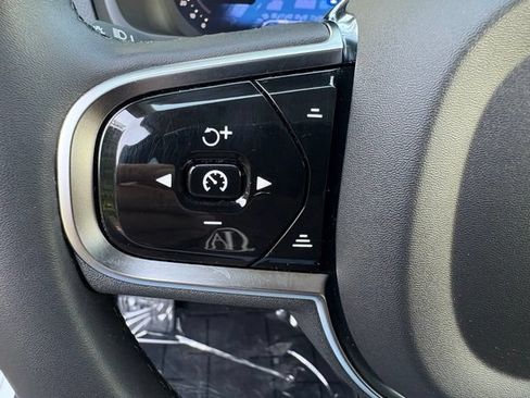 Used 2024 Volvo XC90 T8 Plus w/ Protection Package Premier AWD/4WD image 30