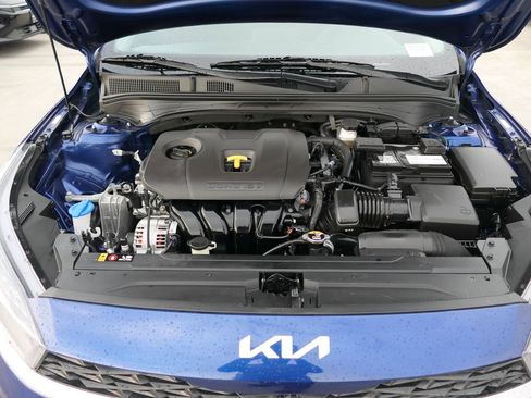 Used 2023 Kia Forte LXS w/ LXS Technology Package image 28