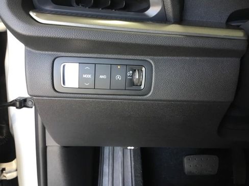 New 2026 Chevrolet Traverse LT w/ LPO, Floor Liner Package image 40