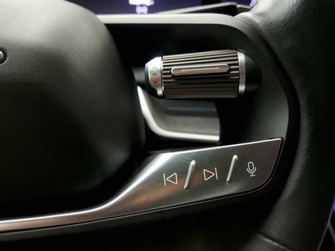 Used 2025 Lucid Air Pure RWD image 62