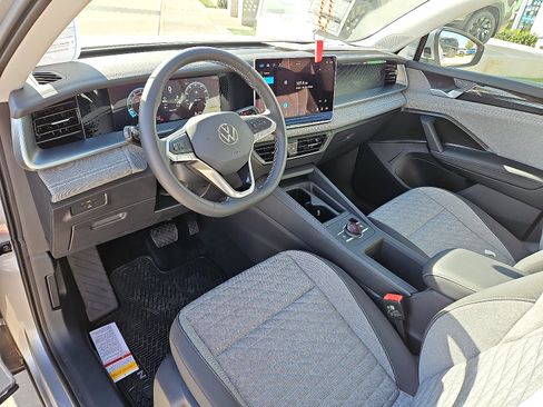 New 2026 Volkswagen Tiguan S image 11