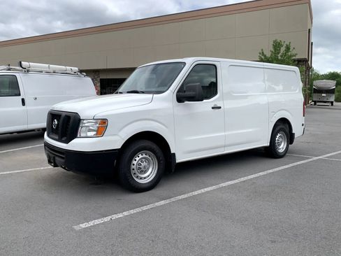 Used 2018 Nissan NV 1500 S image 3