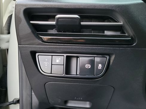 Used 2024 Kia EV6 Light image 13