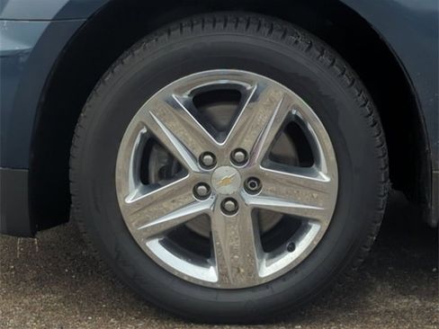 Used 2016 Chevrolet Equinox LT w/ Convenience Package image 10