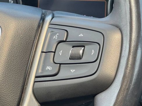 Used 2022 GMC Sierra 1500 Denali w/ Driver Alert Package II AWD/4WD image 19