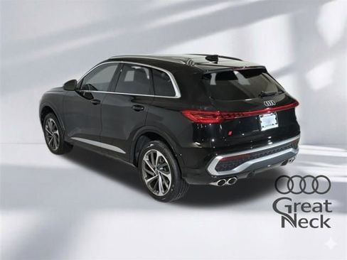 New 2025 Audi SQ5 Premium image 7