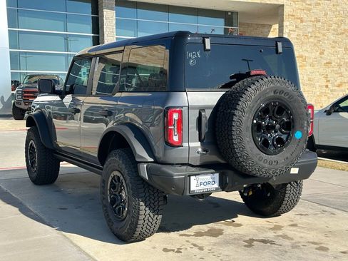 New 2025 Ford Bronco Badlands image 33