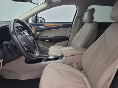 Used 2019 Lincoln MKC Select w/ MKC Climate Package AWD/4WD image 17