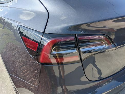 Used 2022 Tesla Model 3 RWD image 21