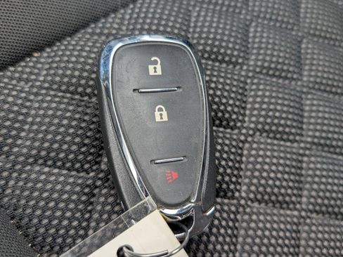 Used 2021 Chevrolet Blazer LT w/ LPO, Exterior Decal Package image 17