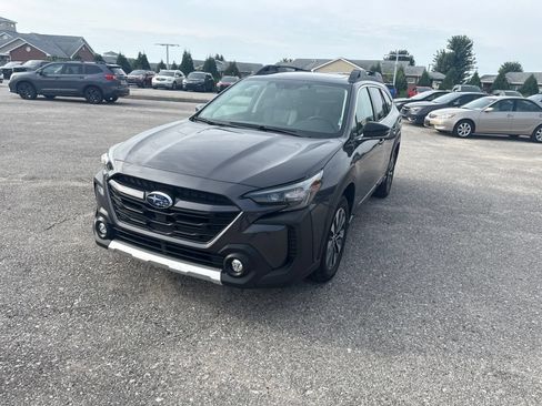 Used 2024 Subaru Outback Limited AWD/4WD image 3