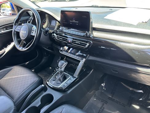 Used 2022 Kia Seltos EX AWD/4WD image 11