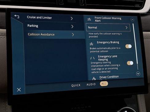 Used 2021 Jaguar F-PACE S image 42