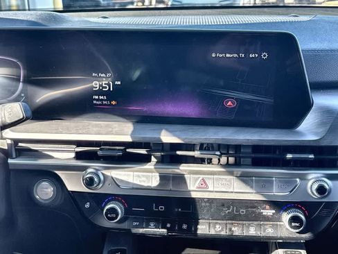 Used 2023 Kia Telluride EX X-Line image 17