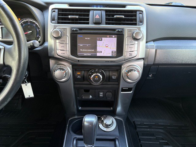 Used 2019 Toyota 4Runner SR5 AWD/4WD image 8