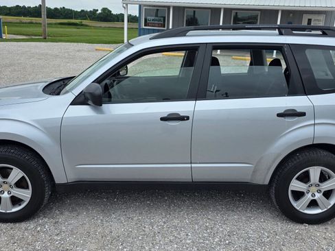 Used 2012 Subaru Forester 2.5X w/ Alloy Wheel Pkg AWD/4WD image 6