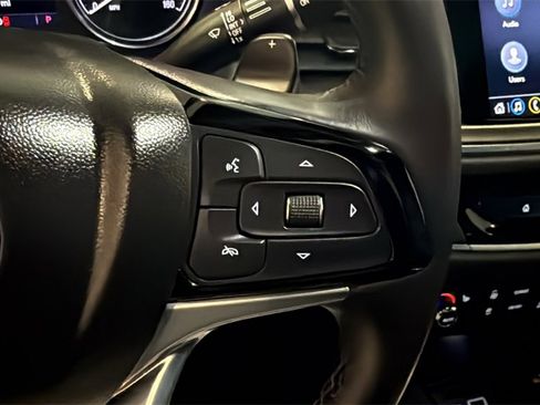 Used 2023 Buick Enclave Essence w/ Sound and Sites Package image 32