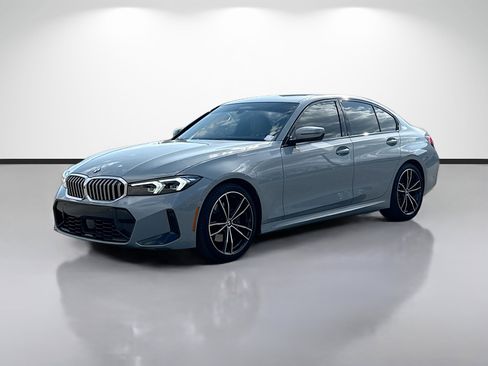 Used 2024 BMW 330i Sedan w/ M Sport Package RWD image 7