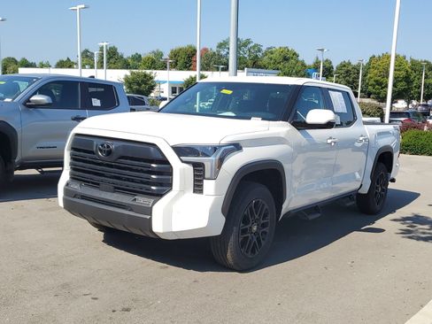 Used 2026 Toyota Tundra SR5 w/ SX Package AWD/4WD image 2
