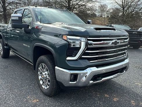 New 2026 Chevrolet Silverado 2500 LTZ w/ LTZ Convenience Package image 3