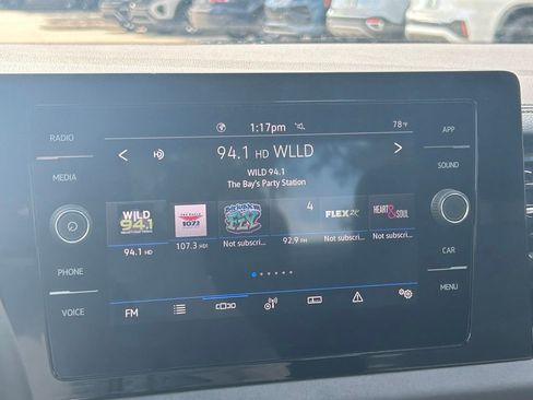 Used 2025 Volkswagen Jetta SE w/ Sunroof Package image 15