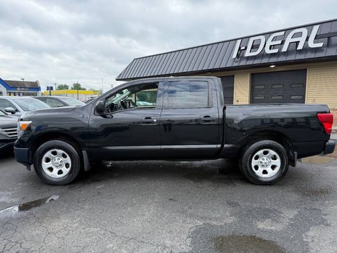 Used 2018 Nissan Titan S w/ S Utility Package AWD/4WD image 8