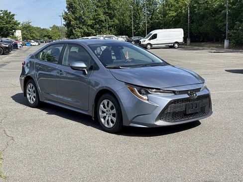 Used 2021 Toyota Corolla LE w/ Carpet Mat Package (TMS) FWD image 1