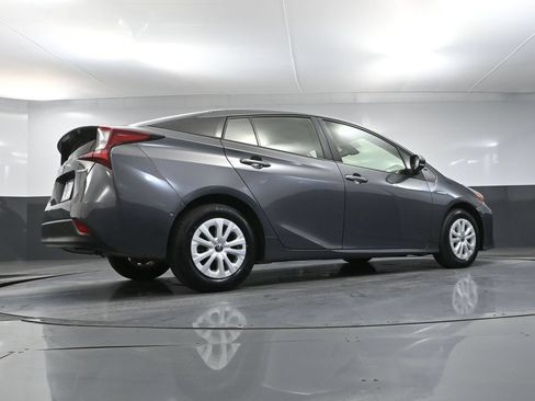 Used 2022 Toyota Prius LE FWD image 50