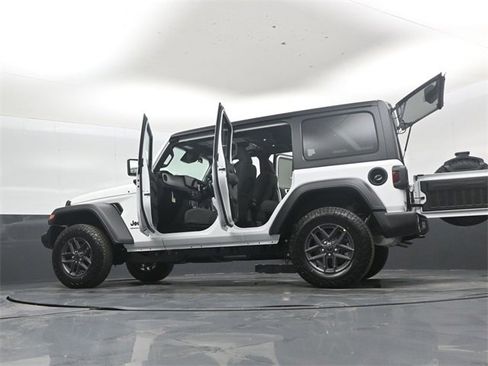 New 2026 Jeep Wrangler Unlimited Sport w/ Convenience Group image 52