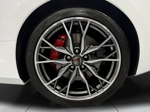 Used 2026 Chevrolet Corvette Stingray Premium Conv w/ Z51 Performance Package RWD image 30