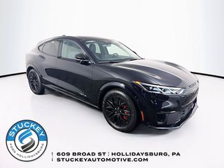 Used 2025 Ford Mustang Mach-E Premium w/ Sport Appearance Package AWD/4WD video 1