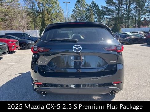 New 2025 MAZDA CX-5 AWD 2.5 S w/ Premium Plus Pkg image 4