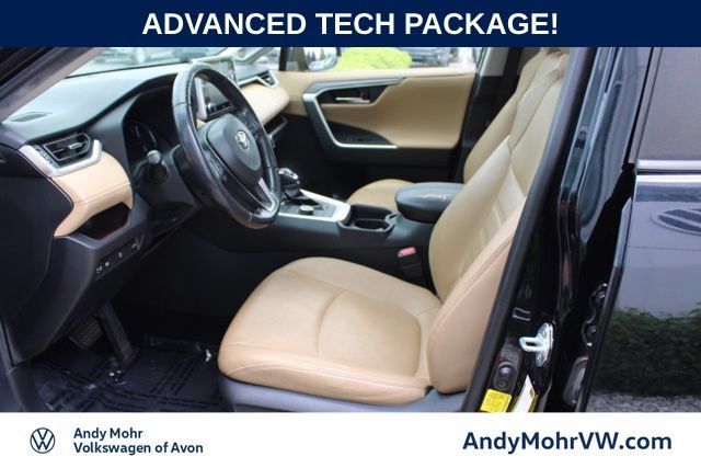 Used 2019 Toyota RAV4 Limited w/ Advanced Technology Package AWD/4WD image 16